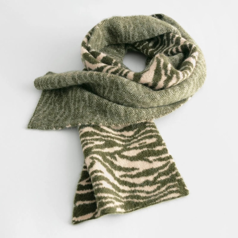 & OTHER STORIES Fuzzy Zebra Wool Alpaca Blend Scarf